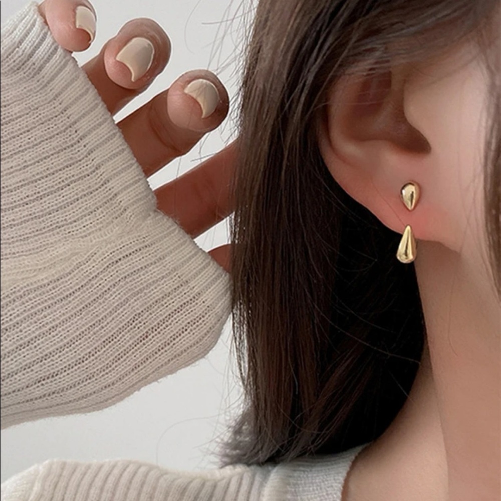 🎉 New Gold Water Drop Earrings